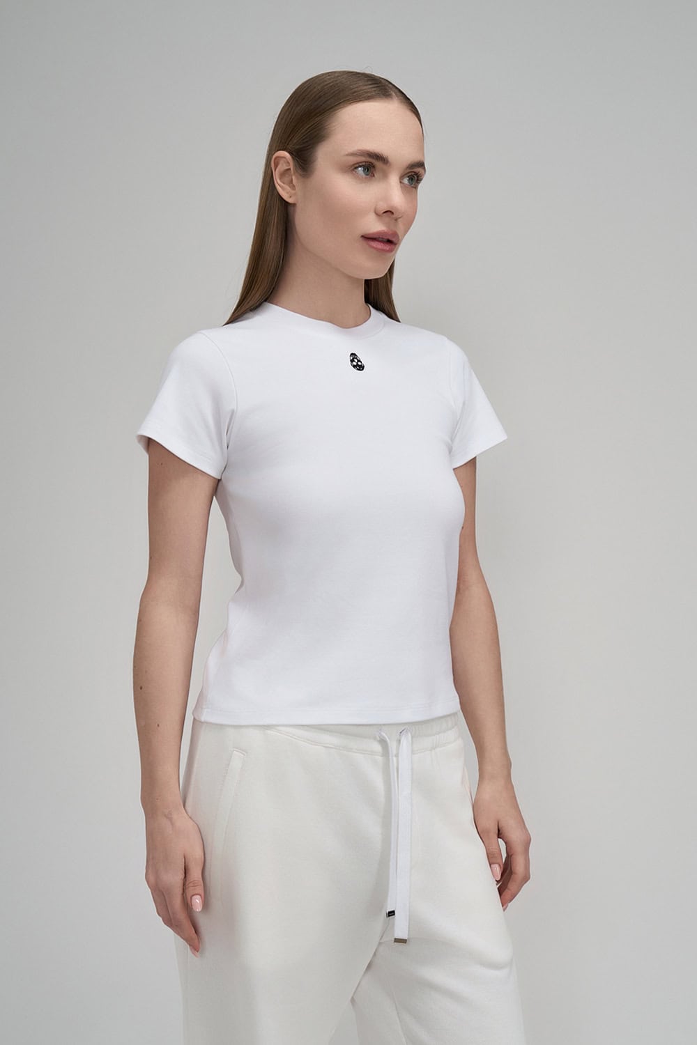 Tシャツ・カットソー ALEXANDER MCQUEEN Women Tops 819193QLAEH 9000 WHITE Alexander McQueen - White T-shirt | Exclusive Designer
